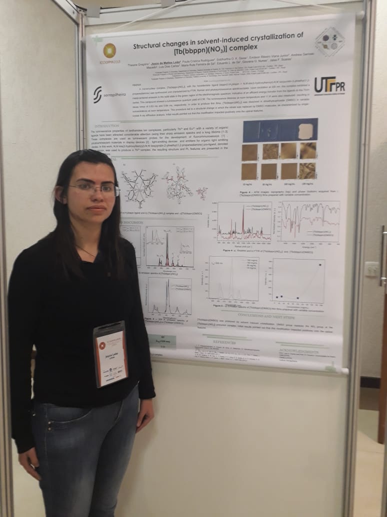 Joyce presenting her work at the 8th International Conference on Optical, Optoelectronic and Photonic Materials and Applications - ICOOPMA, 2018, Maresias - SP